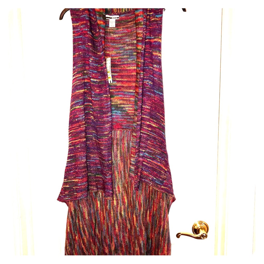 Long Sleeveless Vest